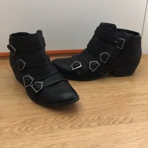 Sam & Libby Black Faux Leather Booties